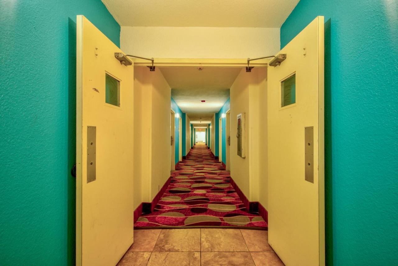 Clearwater Hotel Exteriér fotografie